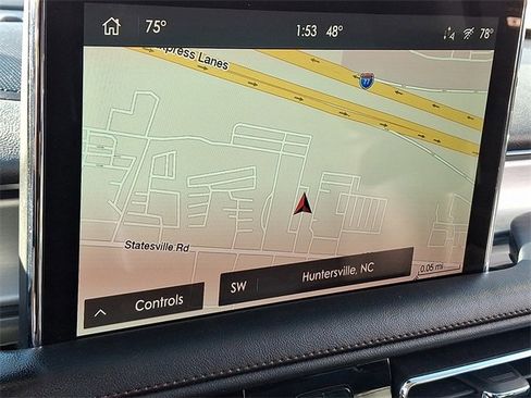 Used 2023 Lincoln Aviator AWD w/ Premium Package image 17