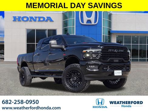Used 2025 RAM 2500 Laramie w/ Night Edition AWD/4WD image 1