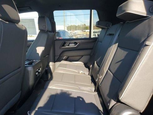 New 2026 GMC Yukon Elevation image 11