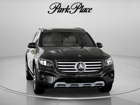 Used 2026 Mercedes-Benz GLB 250 GLB 250 image 35