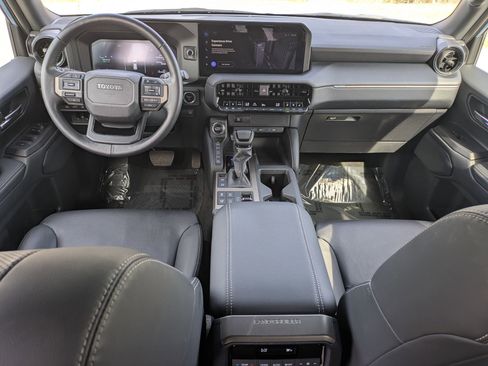 Used 2024 Toyota Land Cruiser image 22