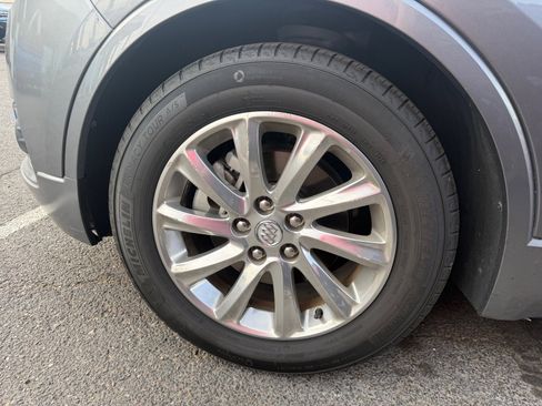 Used 2019 Buick Envision Essence image 5