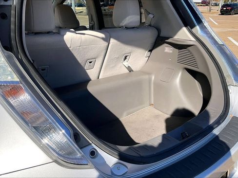 Used 2011 Nissan Leaf w/ Protection Pkg image 18