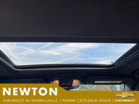 Used 2019 Jeep Grand Cherokee Limited AWD/4WD image 9