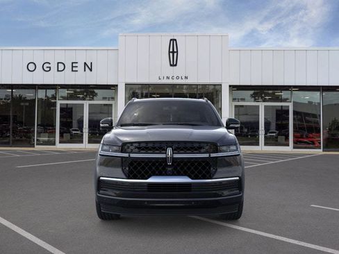 New 2025 Lincoln Navigator L Reserve w/ Jet Appearance Package image 6