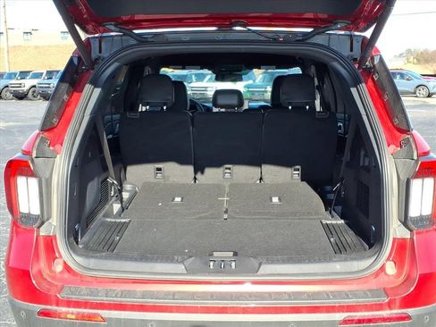 Certified 2025 Ford Explorer ST-Line w/ Premium Package image 25