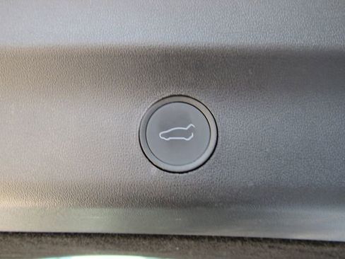 Used 2023 Tesla Model Y Long Range image 26