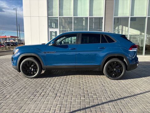 New 2026 Volkswagen Atlas Cross Sport SE image 2