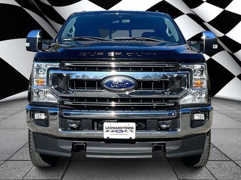 Used 2022 Ford F350 XLT w/ XLT Premium Package image 2