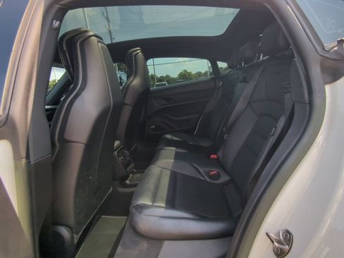 Used 2023 Porsche Taycan RWD image 9