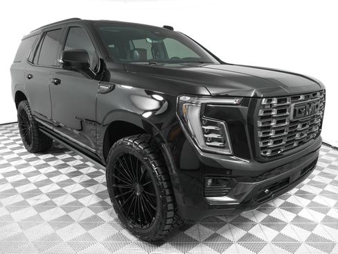 Used 2026 GMC Yukon Denali Ultimate AWD/4WD image 3