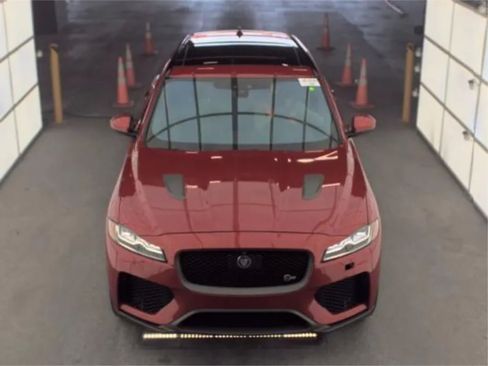 Used 2020 Jaguar F-PACE SVR AWD/4WD image 2