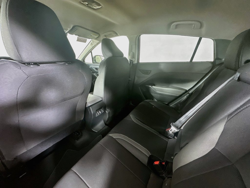 Used 2025 Subaru Crosstrek 2.5i Premium w/ Crosstrek Mirror Package AWD/4WD image 4