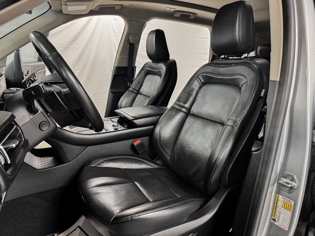 Used 2022 Lincoln Aviator Reserve w/ Elements Package Plus AWD/4WD image 9