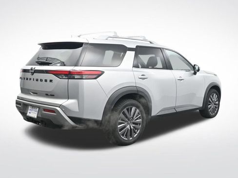 Used 2023 Nissan Pathfinder SL w/ SL Premium Package image 6