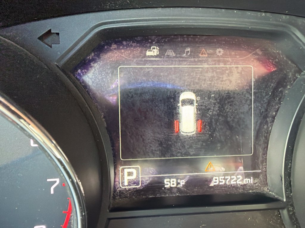Used 2018 Kia Sedona EX FWD image 10