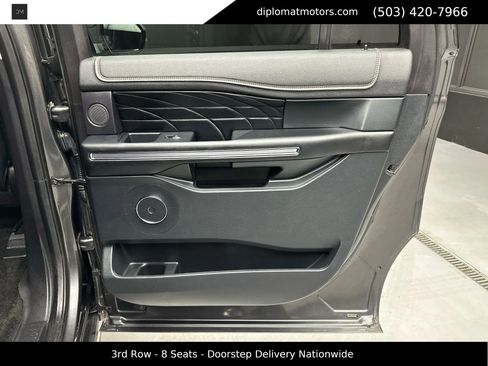 Used 2018 Ford Expedition Max Platinum image 31