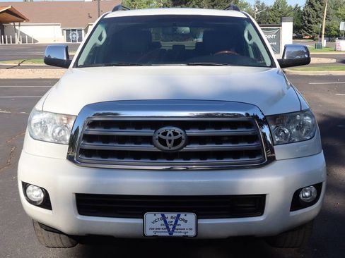 Used 2016 Toyota Sequoia Platinum AWD/4WD image 12
