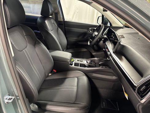 New 2026 Kia Sorento EX image 32