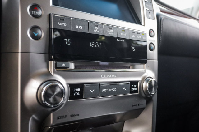 Used 2016 Lexus GX 460 w/ Premium Package AWD/4WD image 30