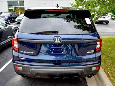 Used 2019 Honda Passport Sport image 6