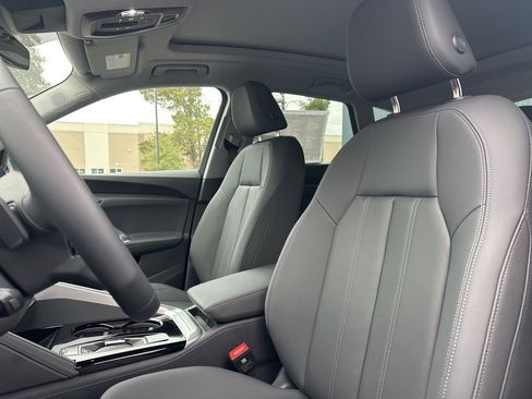 New 2025 Audi Q5 2.0T Premium Plus image 14