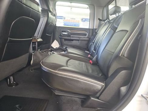 Used 2023 RAM 2500 Laramie AWD/4WD image 16