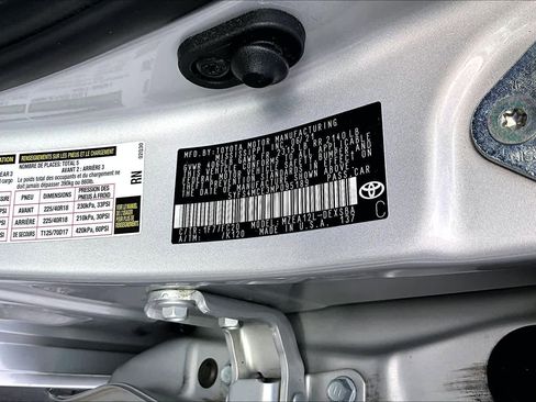 Used 2021 Toyota Corolla SE image 35