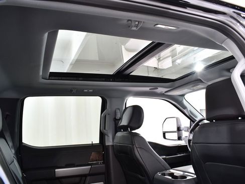 New 2026 Ford F350 Lariat w/ Black Appearance Package image 18