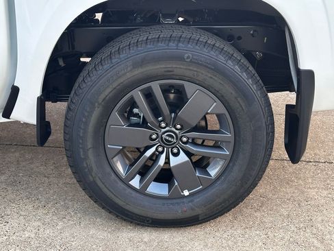 New 2026 Nissan Frontier SV w/ SV Convenience Package image 24