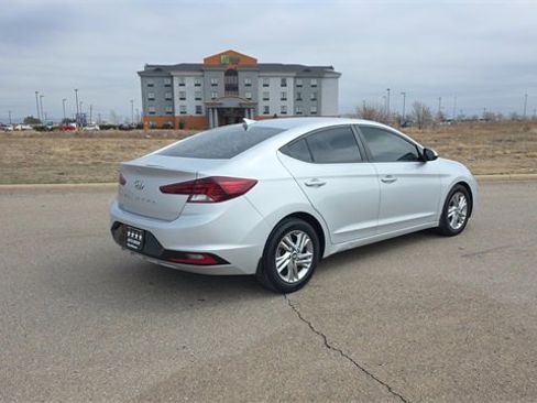 Used 2019 Hyundai Elantra SEL w/ Cargo Package image 6