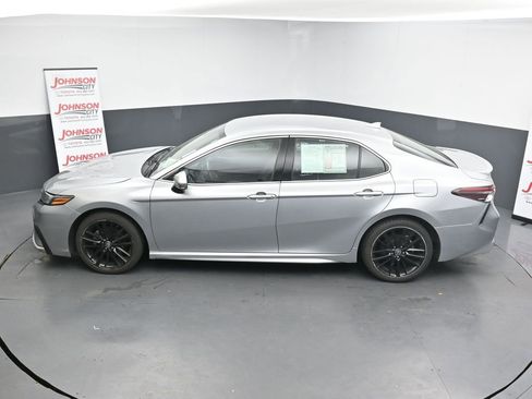 Used 2023 Toyota Camry XSE image 13