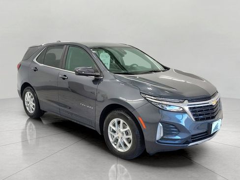 Used 2023 Chevrolet Equinox LT image 1