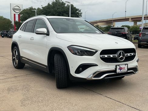 Used 2025 Mercedes-Benz GLA 250 image 4