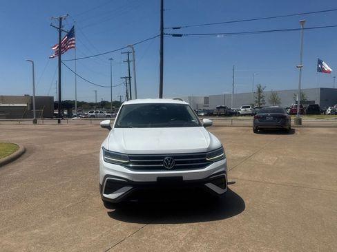Used 2024 Volkswagen Tiguan S FWD image 4