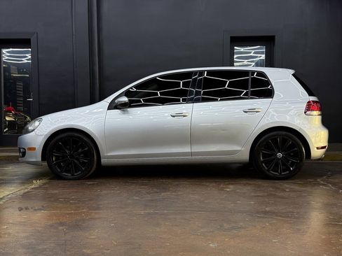 Used 2013 Volkswagen Golf TDI image 4