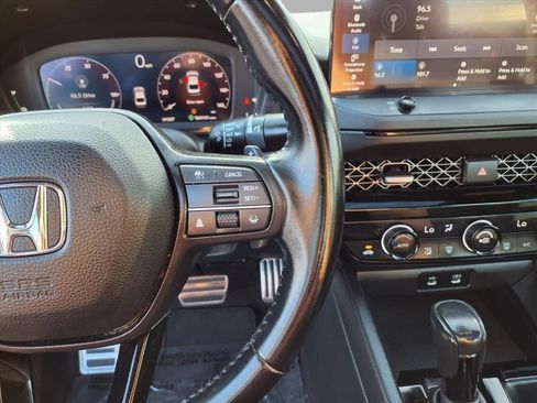 Used 2023 Honda Accord Sport image 12