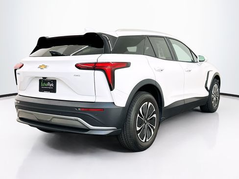 Used 2024 Chevrolet Blazer EV LT AWD/4WD image 9