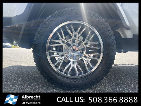 Used 2022 Jeep Gladiator Sport image 32