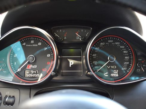 Used 2014 Audi R8 V10 AWD/4WD image 33