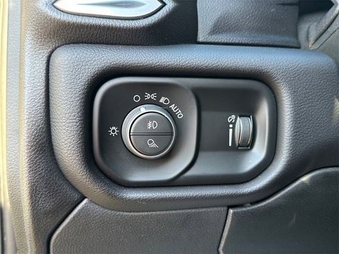 Used 2021 RAM 2500 Big Horn w/ Level 1 Equipment Group image 31