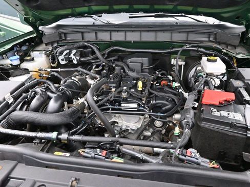 Used 2022 Ford Bronco Outer Banks AWD/4WD image 32