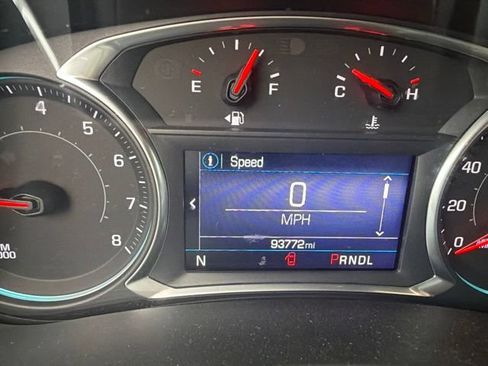 Used 2019 Chevrolet Equinox LT AWD/4WD image 12