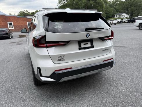 Used 2024 BMW X1 xDrive28i image 2