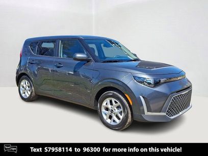 Certified 2025 Kia Soul S