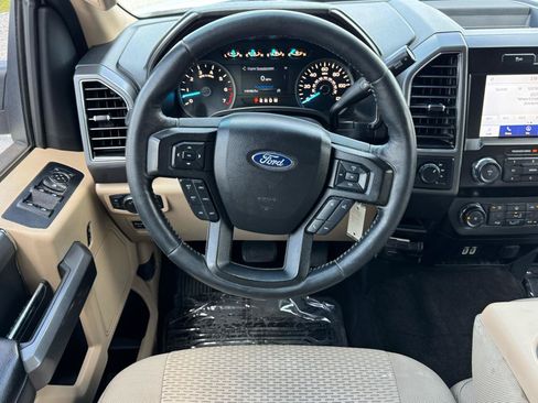 Used 2020 Ford F150 XLT w/ Equipment Group 302A Luxury AWD/4WD image 15
