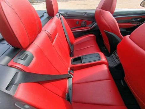 Used 2015 BMW M4 Convertible RWD image 29