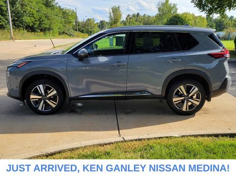 Certified 2023 Nissan Rogue SL w/ SL Premium Package AWD/4WD image 6