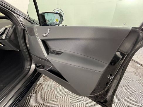 Used 2025 BMW iX xDrive50 w/ Sport Package AWD/4WD image 24