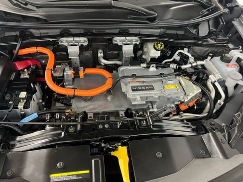 Used 2023 Nissan Ariya AWD image 33